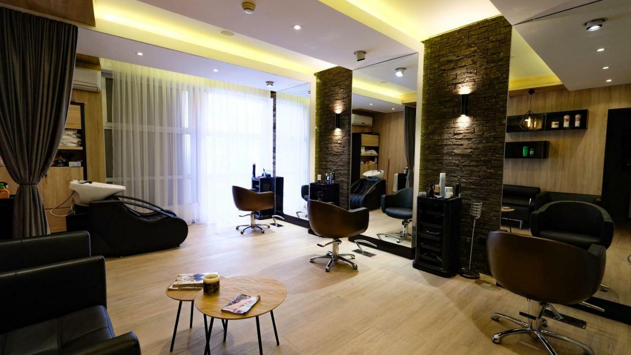 Hollywood Hotel Ilidža Bagian luar foto